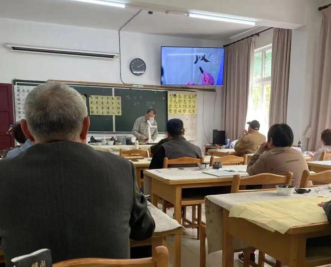 了双11爱上了“老年严选”OG网站这届脆皮年轻人抛弃(图12)