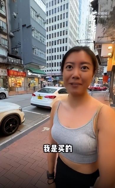 5平米晚上睡衣柜顶客厅宽敞还有大阳台OG真人游戏女子香港花近400万买1(图13)
